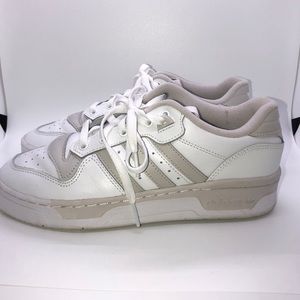 Adidas Rivalry Low Striped Sneakers Men’s size 7